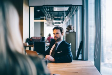 Eigen regie of SLA? Kies de beste route voor IT-beheer