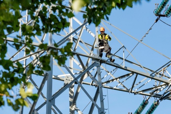 Voortgang energietransitie: de kracht van versnelde digitalisering voor netbeheerders