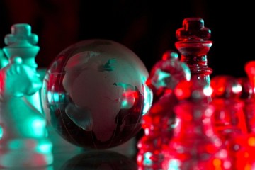 Wie de standaarden bepaalt heeft de macht