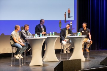 Paneldiscussie met partners: 'Overheid loopt achter met cybersecurity’