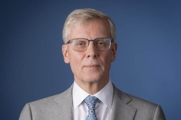 Van Rij: 'Geef Belastingdienst de ruimte om te moderniseren'