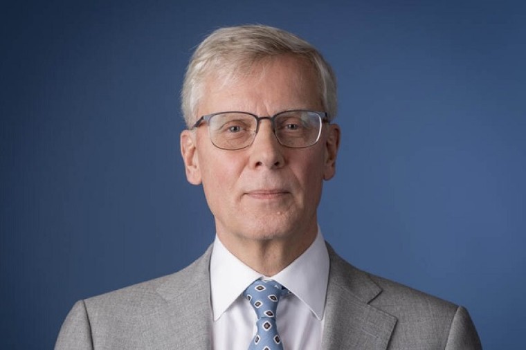 Van Rij: 'Geef Belastingdienst de ruimte om te moderniseren'