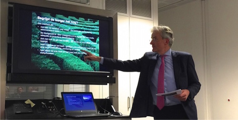 Regelreflex zit vraaggestuurde overheid in de weg