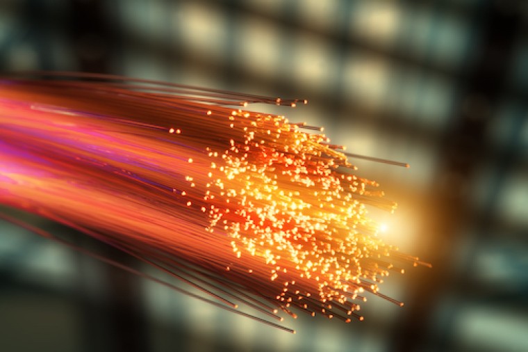 ‘Veel gemeenteplannen glasvezel onnodig ambitieus’