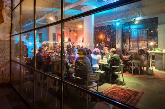 Stroomvoorziening staat onder digitale spanning