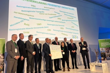 Intentieverklaring Federatief Datastelsel ondertekend