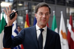 Nieuw Document Management Systeem AZ laat op zich wachten