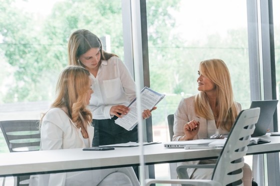 Twee nieuwe hulpmiddelen voor Woo-informatiecategorie Beschikkingen