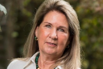 ‘Een chatbot geeft antwoord, maar begrijpt je niet’