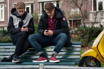 ‘Grondrechten bij minimumleeftijd sociale media in geding’