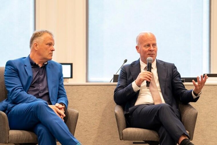 Collegetour met oud-minister Raymond Knops door Frits Bussemaker