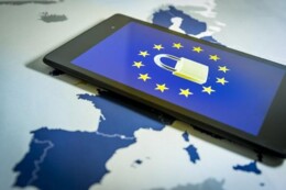 EU-VS dataovereenkomst onder druk, maar gegevensuitwisseling loopt voorlopig door