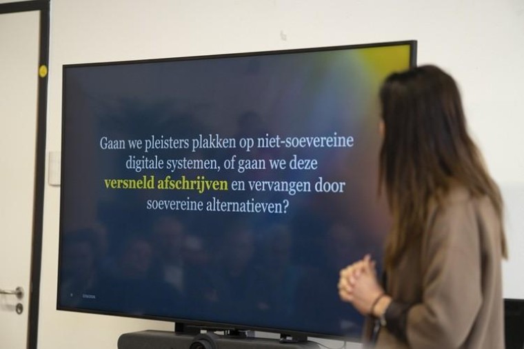 Soevereine techgiganten of open ecosystemen?