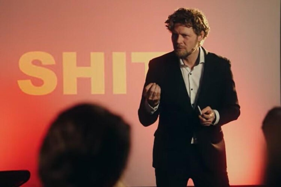 Still uit video 'A Day in the Life of an Ensh*ttificator'