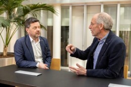 Het heft in eigen hand