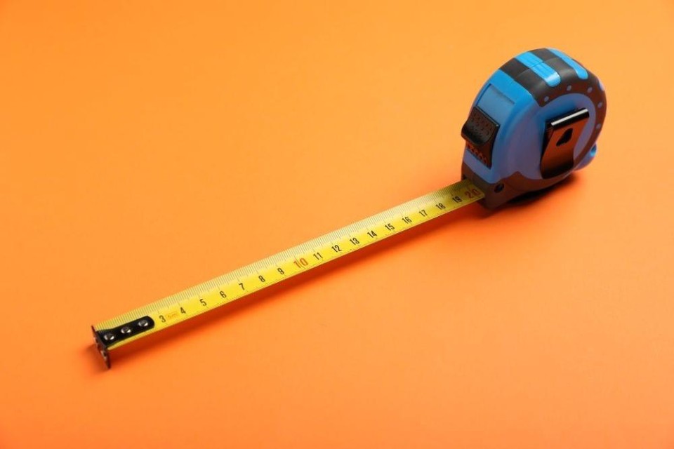 meetlint op oranje achtergrond