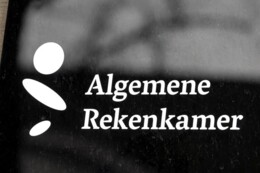 Rekenkamer: rijksoverheid heeft geen zicht op hersteltijd digitale werkplekken