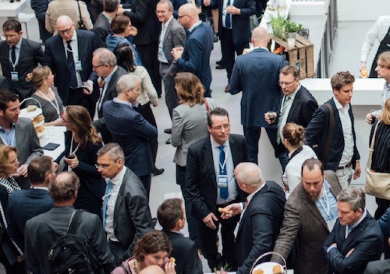 Bestuurders, digitaliseer!