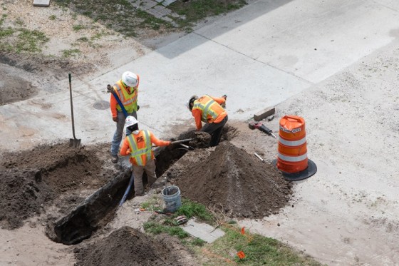 Datakabels onvoldoende bestand tegen handmatige graafwerkzaamheden