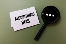 Doet de overheid genoeg om discriminatie door de inzet van AI te voorkomen?