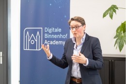 Digitale Binnenhof Academy van start gegaan