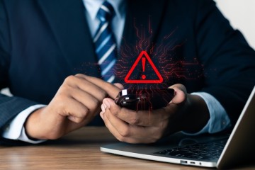 Risico-ambtenaren moeten gaan werken met volledig beheerde mobiele apparaten