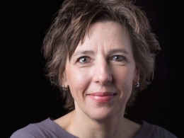 Simone Roos: ‘Ambtenaren moeten gaan bewegen!’