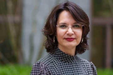 Emine Özyenici wordt plaatsvervangend secretaris-generaal JenV